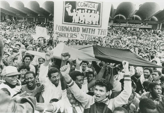 Workers at COSATU rally in the Western Cape. 1986. Original SAHA Collection, AL2547_11.11.5 (Photographer unknown/Source:IDAF)